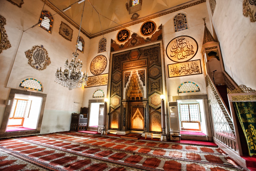 Yıldırım Sultan Bayezid Camii'nin içi