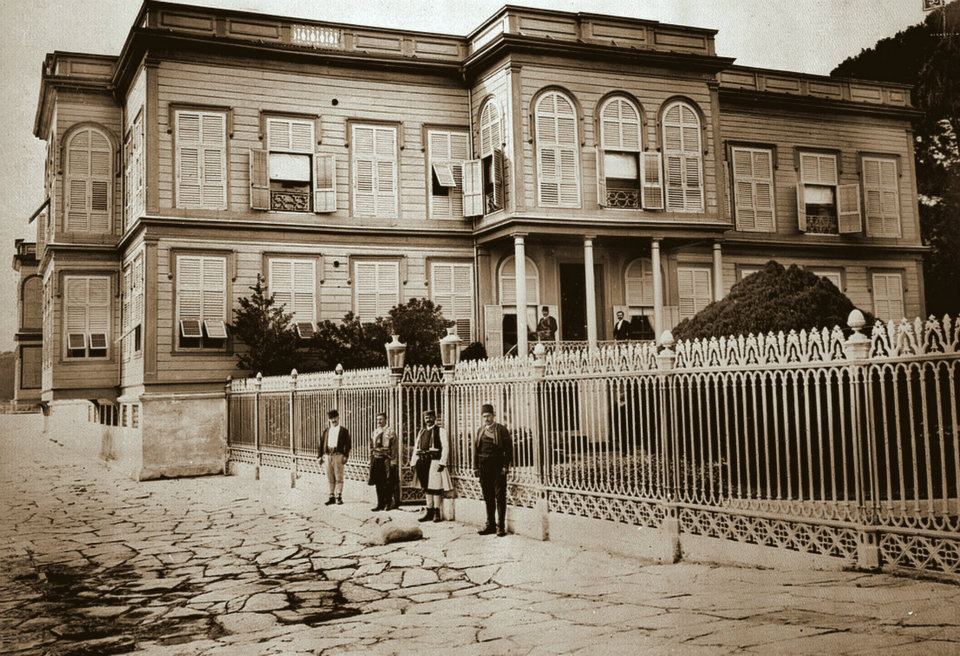 Karadag prensinin Emingandaki yalısı 1884