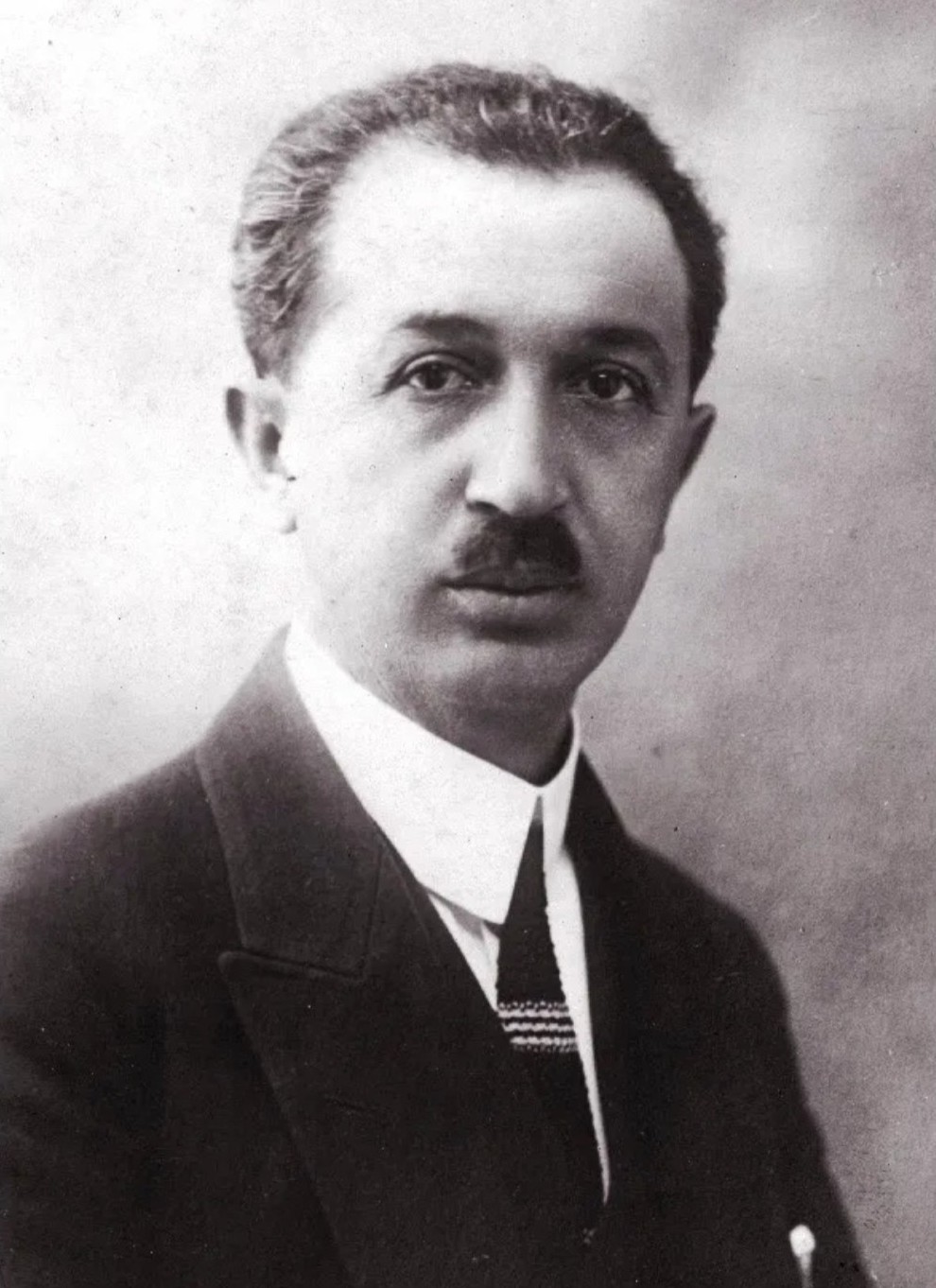 Saffet Arıkan