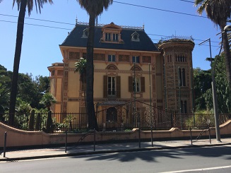 Villa Nobel (front and rear)